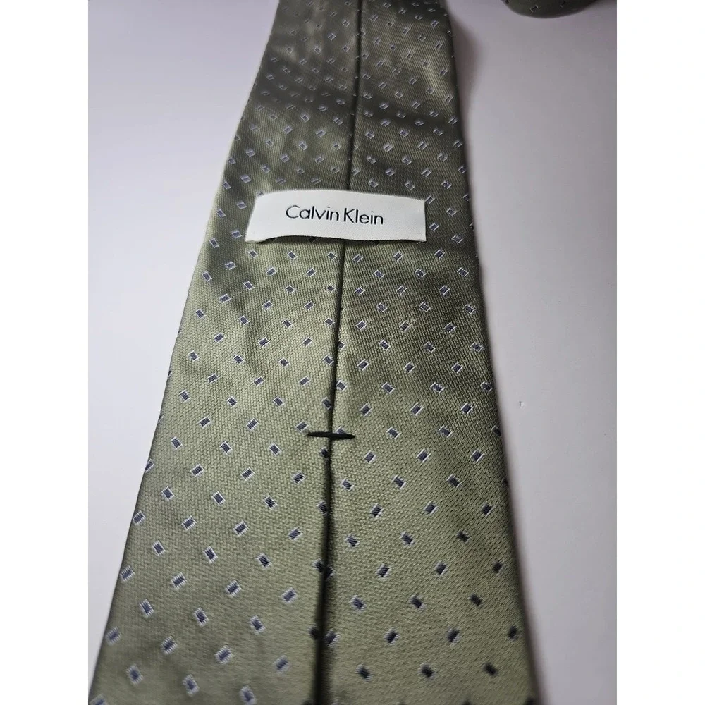 Calvin Klein Silk Tie Woven Green Geometric‎ 100% Skill